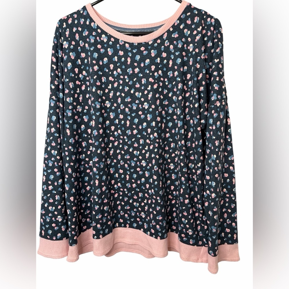 Ellen Tracy Navy Long-Sleeve Knit Top with Pink Trim and Floral Dot Print